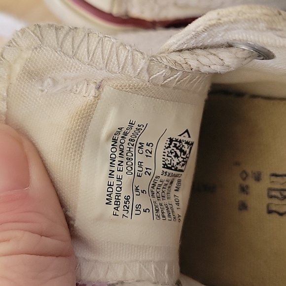 Converse all stars size 5 toddler - Picture 5 of 6